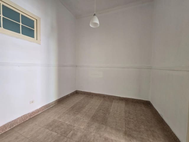 4 soveværelse Byhus til leje i Triana, Las Palmas de Gran Canaria - € 1.100 (Ref: 10129511)