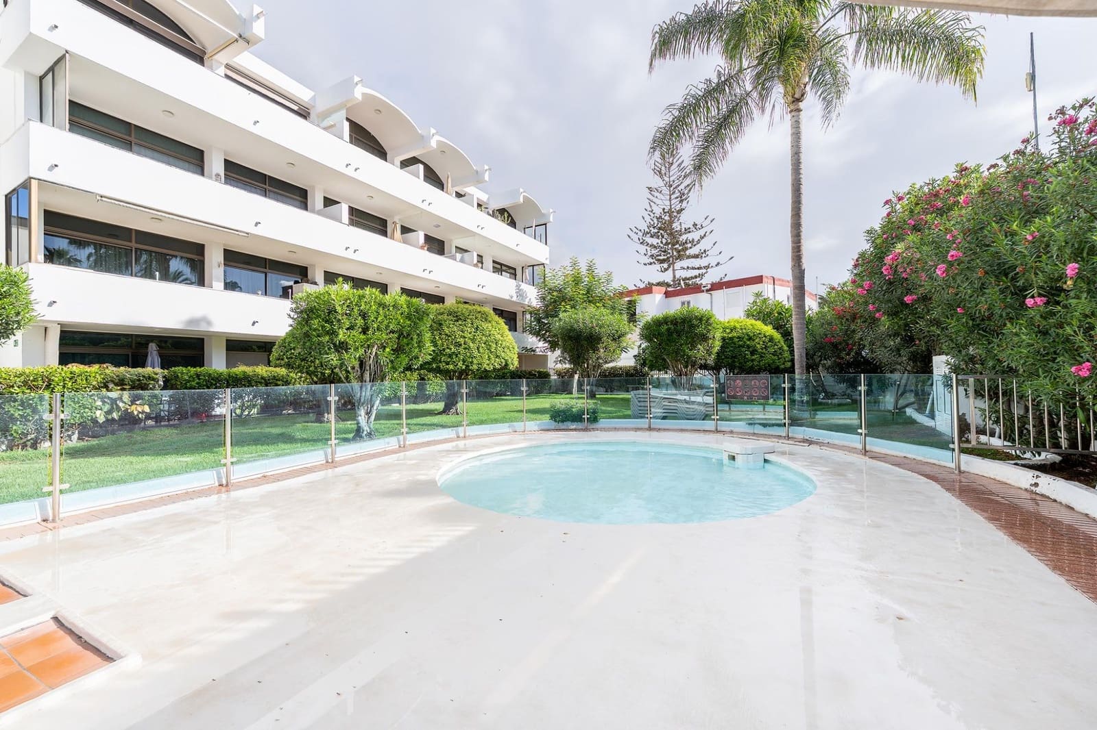 1 slaapkamer Appartement te koop in San Bartolome de Tirajana met zwembad - € 339.000 (Ref: 10155300)