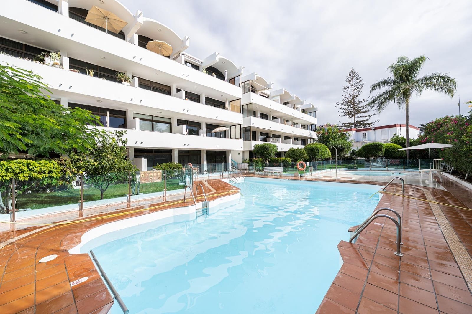 1 slaapkamer Appartement te koop in San Bartolome de Tirajana met zwembad - € 339.000 (Ref: 10155300)