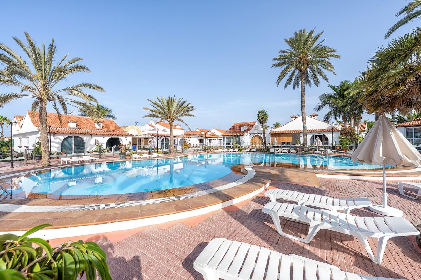 1 bedroom Bungalow for sale in Campo Internacional with pool - € 260,000 (Ref: 10155301)