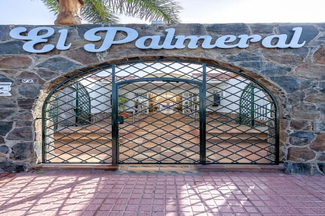 Bungalow de 1 habitación en Campo Internacional, San Bartolomé de Tirajana en venta con piscina - 260.000 € (Ref: 10155301)