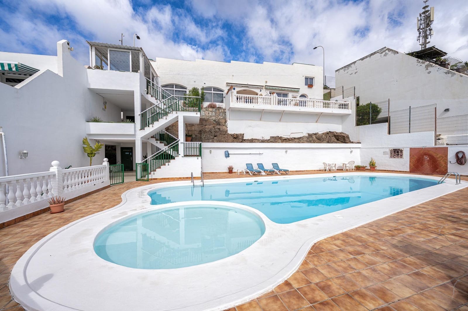 1 bedroom Apartment for sale in Puerto Rico with pool - € 235,000 (Ref: 10168743)