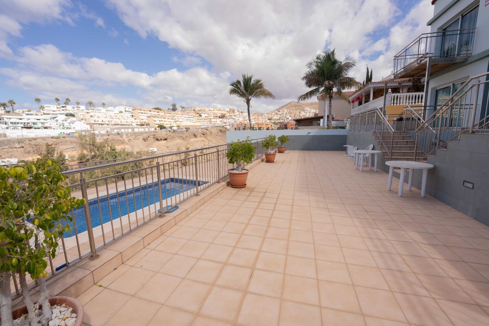 Apartamento de 2 habitaciones en Mogán en venta con piscina garaje - 380.000 € (Ref: 10184931)