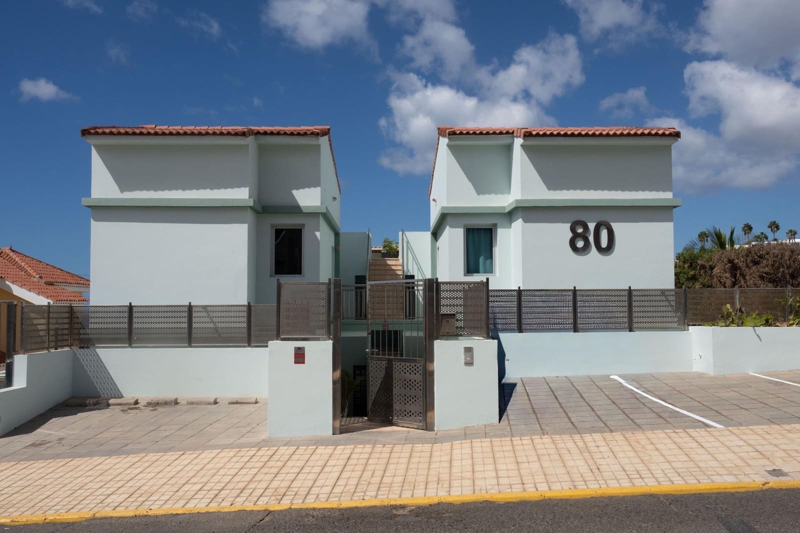 Apartamento de 2 habitaciones en Mogán en venta con piscina garaje - 380.000 € (Ref: 10184931)