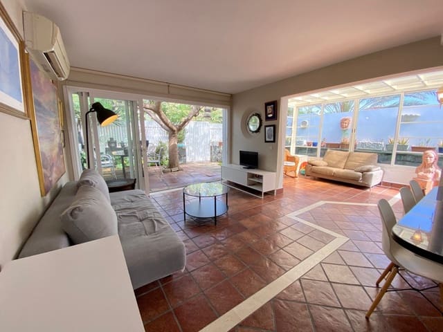 Chalet de 2 habitaciones en San Agustín, San Bartolomé de Tirajana en alquiler - 2.500 € (Ref: 7202808)