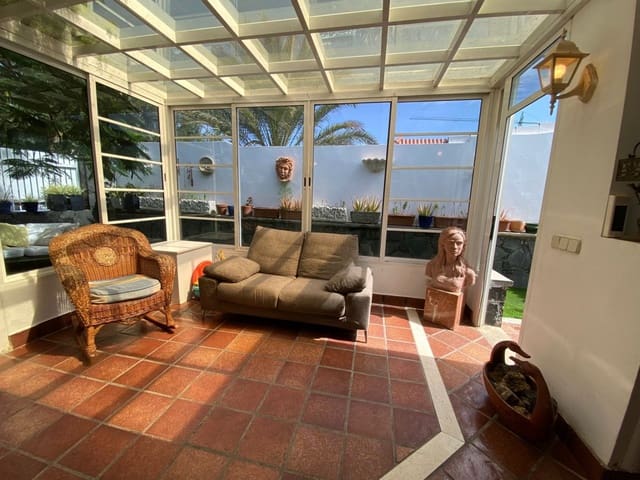 Chalet de 2 habitaciones en San Agustín, San Bartolomé de Tirajana en alquiler - 2.500 € (Ref: 7202808)