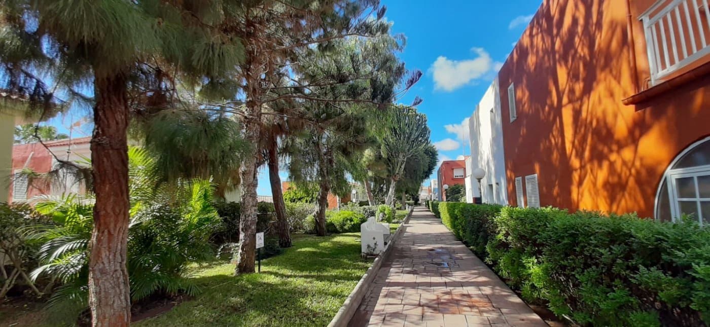 3 bedroom Apartment for rent in Sonneland with pool - € 1,300 (Ref: 7268785)