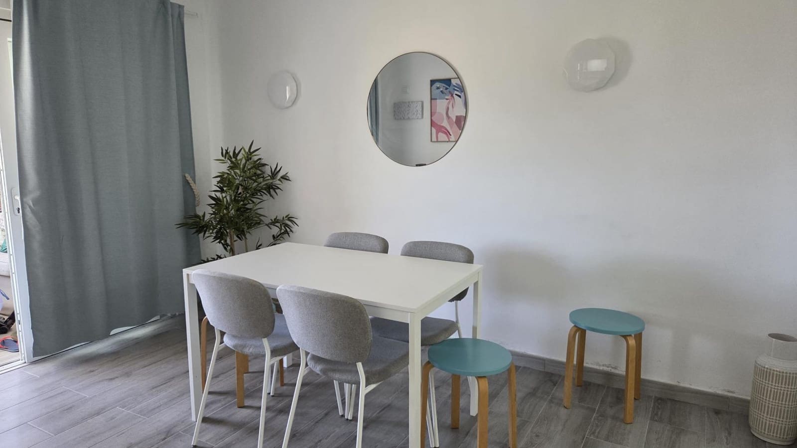 3 bedroom Apartment for rent in Sonneland with pool - € 1,300 (Ref: 7268785)
