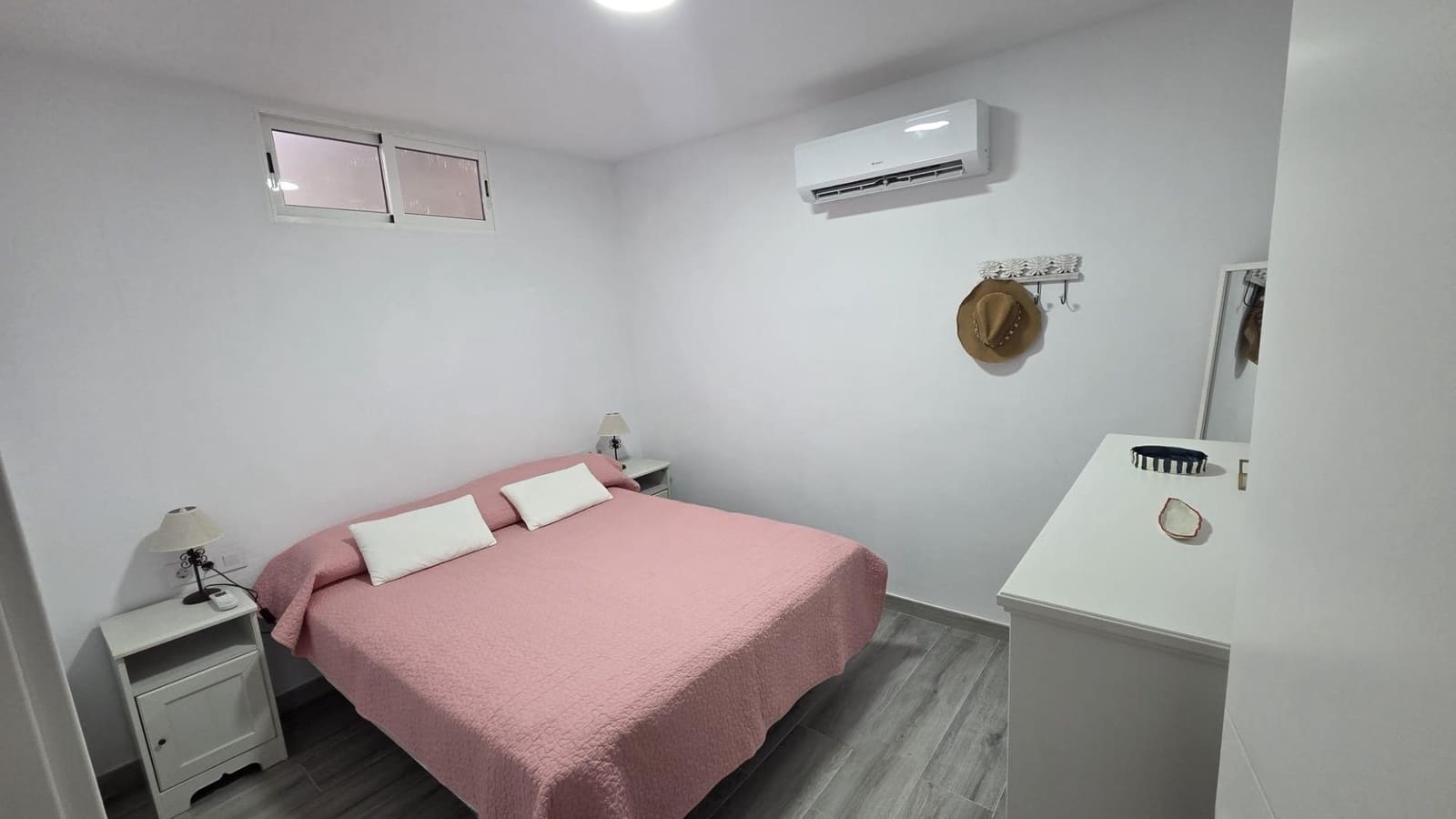 3 bedroom Apartment for rent in Sonneland with pool - € 1,300 (Ref: 7268785)