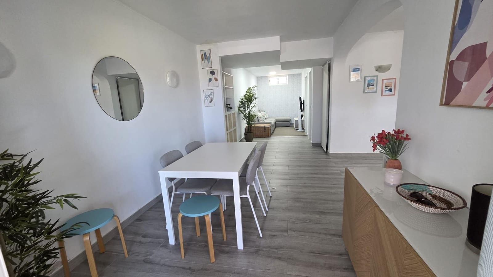 3 bedroom Apartment for rent in Sonneland with pool - € 1,300 (Ref: 7268785)