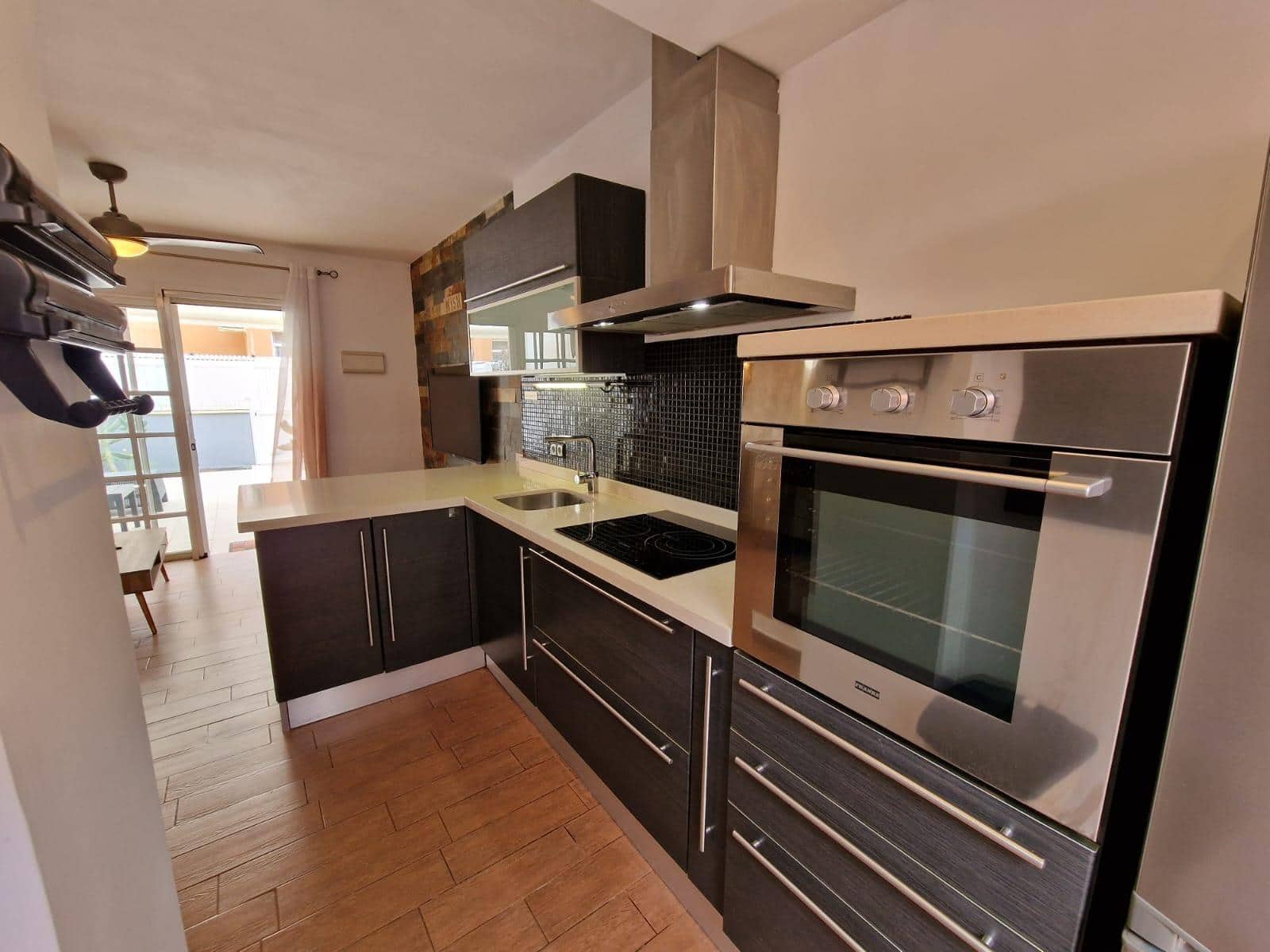 Appartement de 1 chambre à louer à San Agustin avec piscine - 1 100 € (Ref: 7370083)