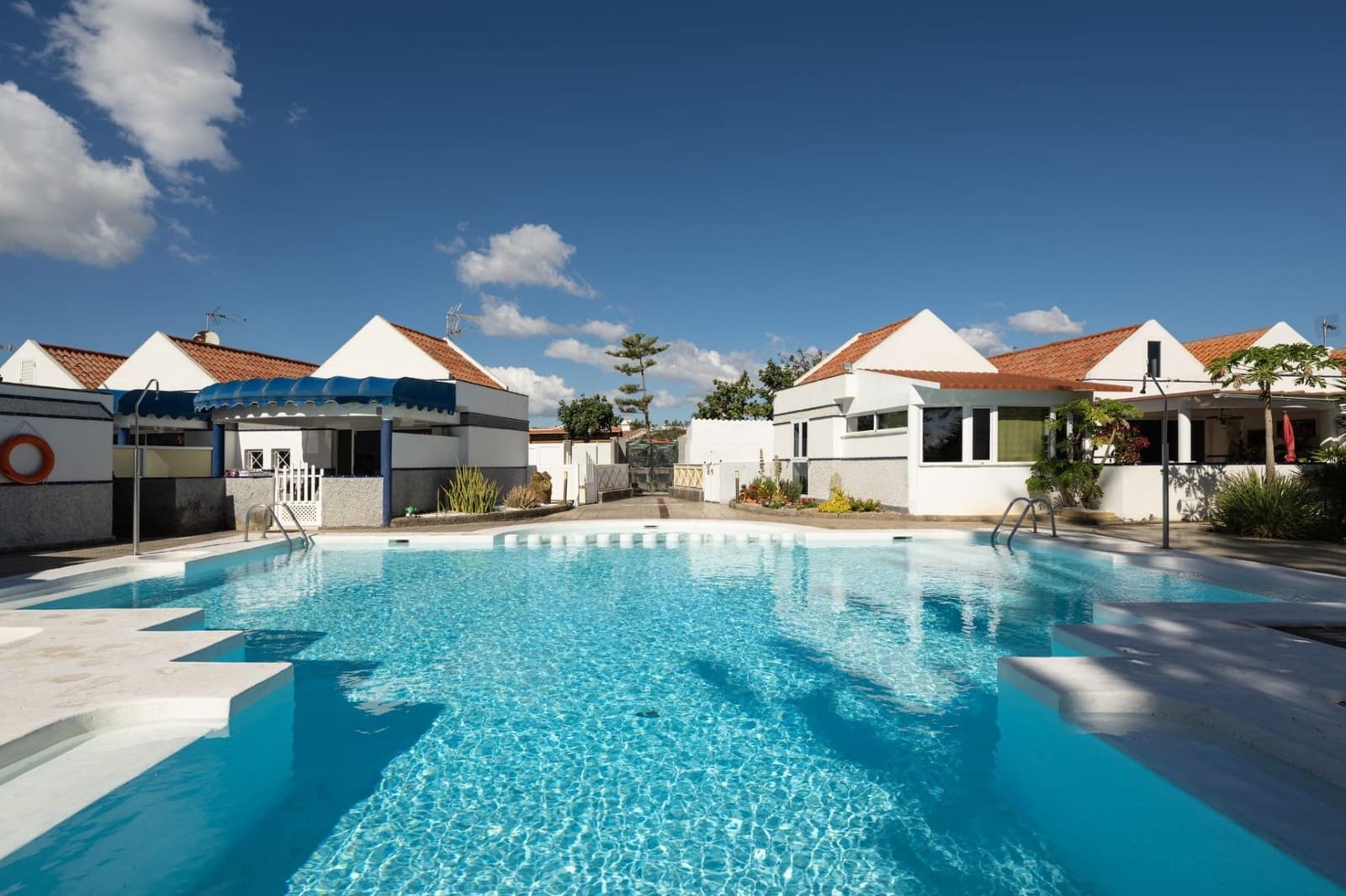 Bungalow de 1 chambre à louer à Campo Internacional - 1 400 € (Ref: 7381367)