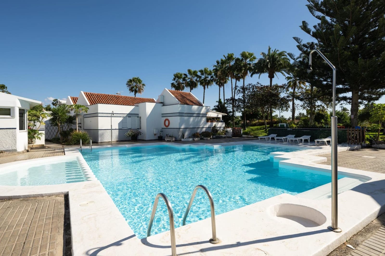 Bungalow de 1 chambre à louer à Campo Internacional - 1 400 € (Ref: 7381367)