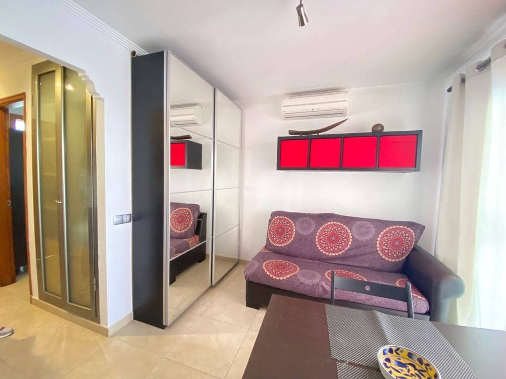 1 slaapkamer Appartement te huur in San Agustin met zwembad - € 900 (Ref: 7410027)