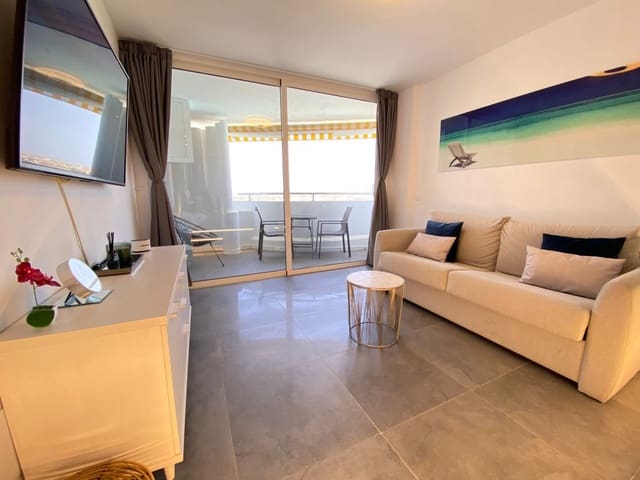 1 bedroom Apartment for rent in Playa del Inglés, San Bartolomé de Tirajana with pool - € 1,300 (Ref: 7486321)