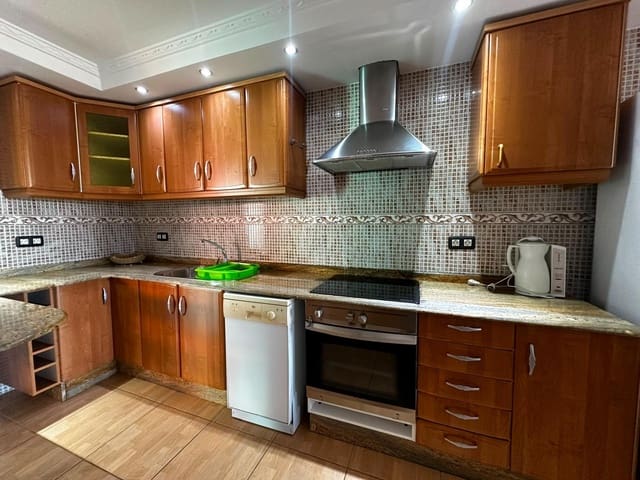 2 soverom Leilighet til leie i San Bartolomé de Tirajana - € 1 100 (Ref: 7486322)