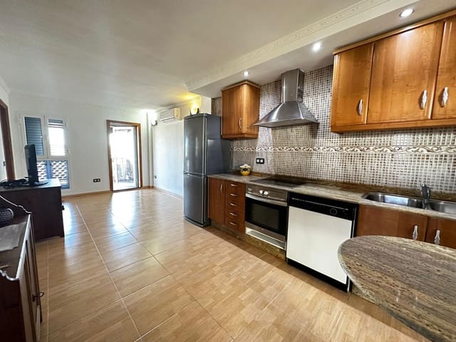 2 soverom Leilighet til leie i San Bartolomé de Tirajana - € 1 100 (Ref: 7486322)