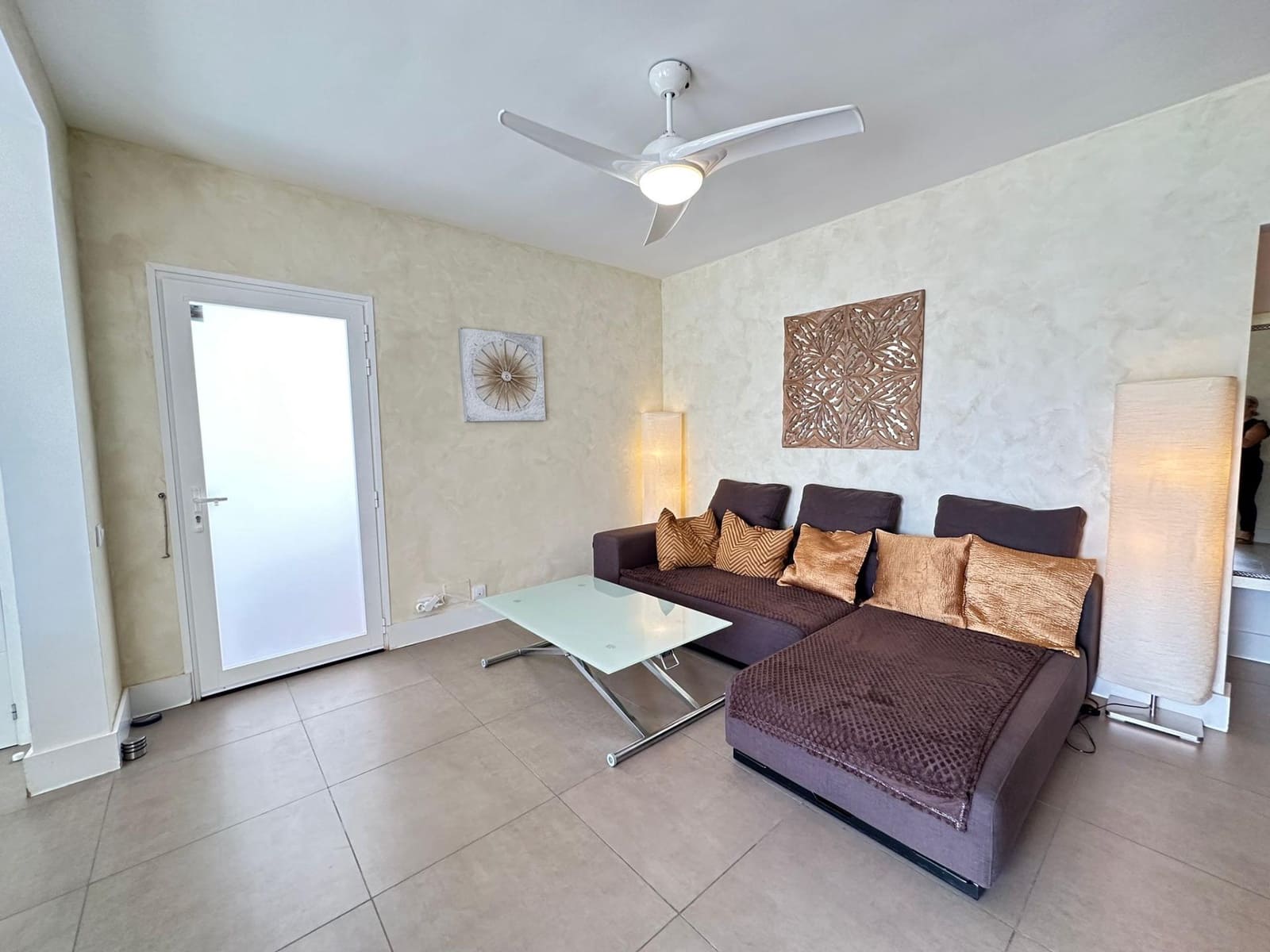 2 bedroom Bungalow for rent in San Bartolome de Tirajana with pool - € 1,700 (Ref: 7816766)