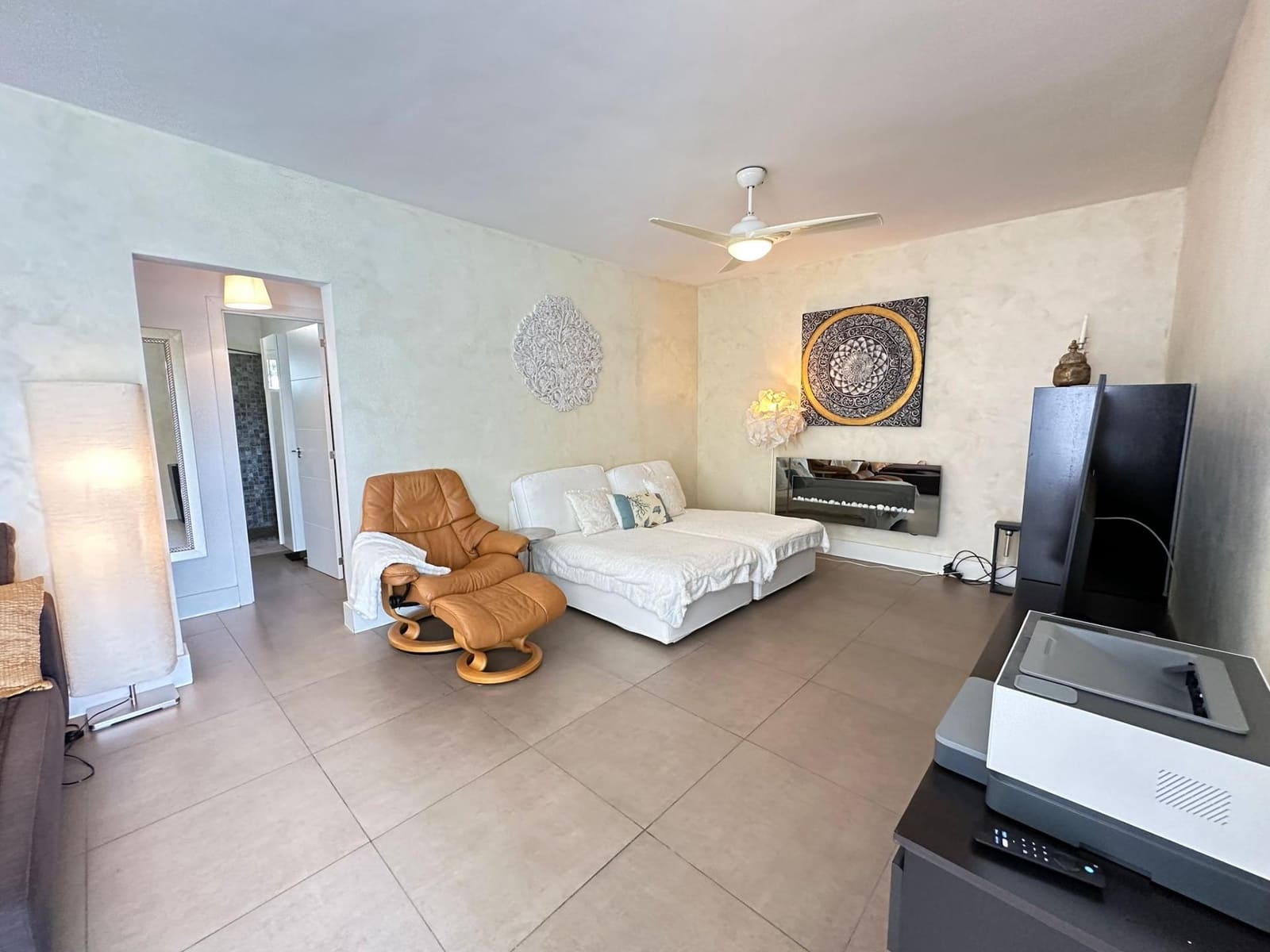 2 bedroom Bungalow for rent in San Bartolome de Tirajana with pool - € 1,700 (Ref: 7816766)