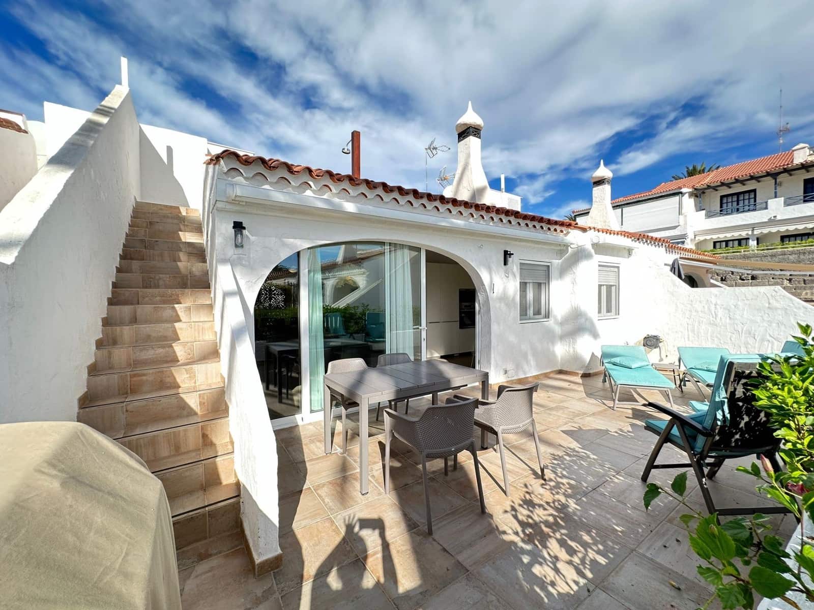 2 bedroom Bungalow for rent in San Bartolome de Tirajana with pool - € 1,700 (Ref: 7816766)