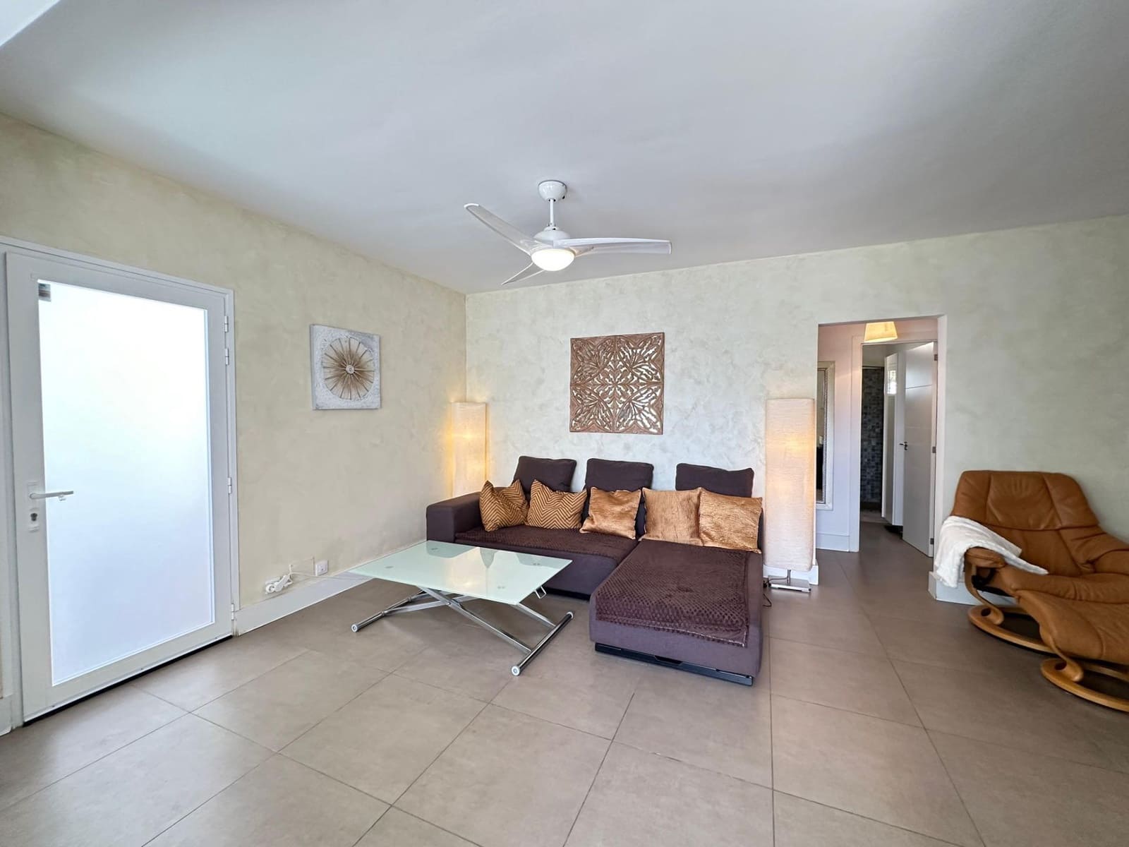 2 bedroom Bungalow for rent in San Bartolome de Tirajana with pool - € 1,700 (Ref: 7816766)