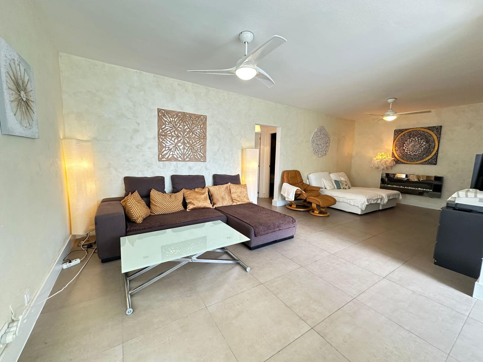 2 bedroom Bungalow for rent in San Bartolome de Tirajana with pool - € 1,700 (Ref: 7816766)