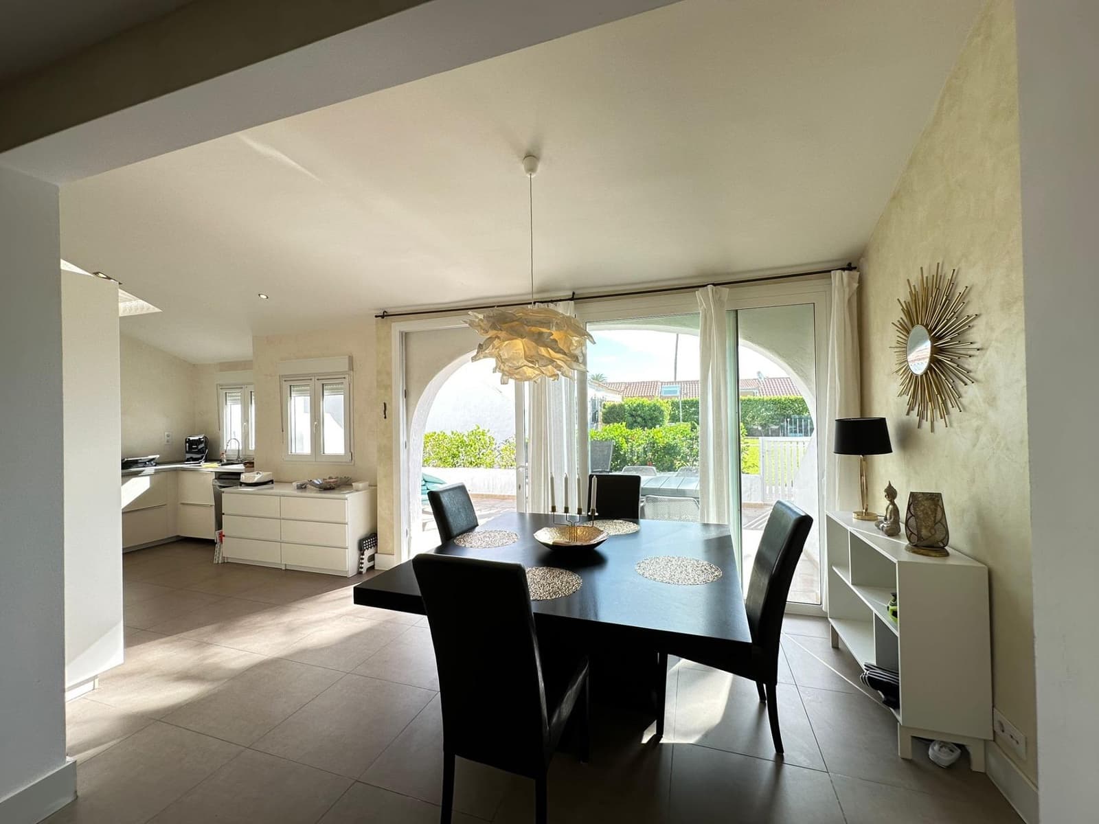 2 bedroom Bungalow for rent in San Bartolome de Tirajana with pool - € 1,700 (Ref: 7816766)