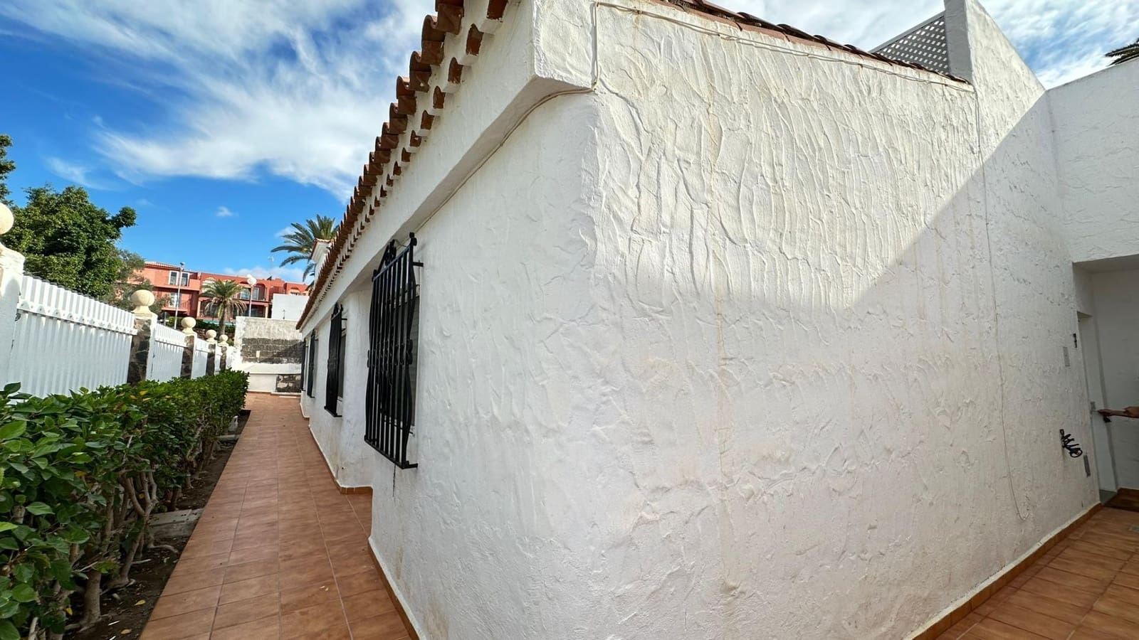 2 bedroom Bungalow for rent in San Bartolome de Tirajana with pool - € 1,700 (Ref: 7816766)