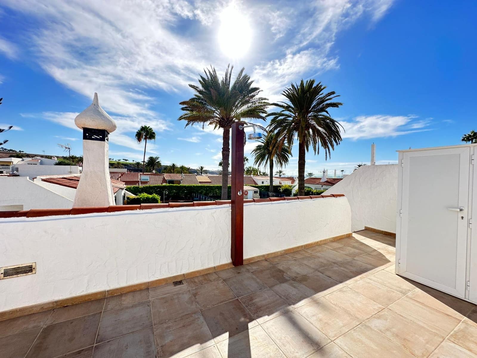 2 bedroom Bungalow for rent in San Bartolome de Tirajana with pool - € 1,700 (Ref: 7816766)