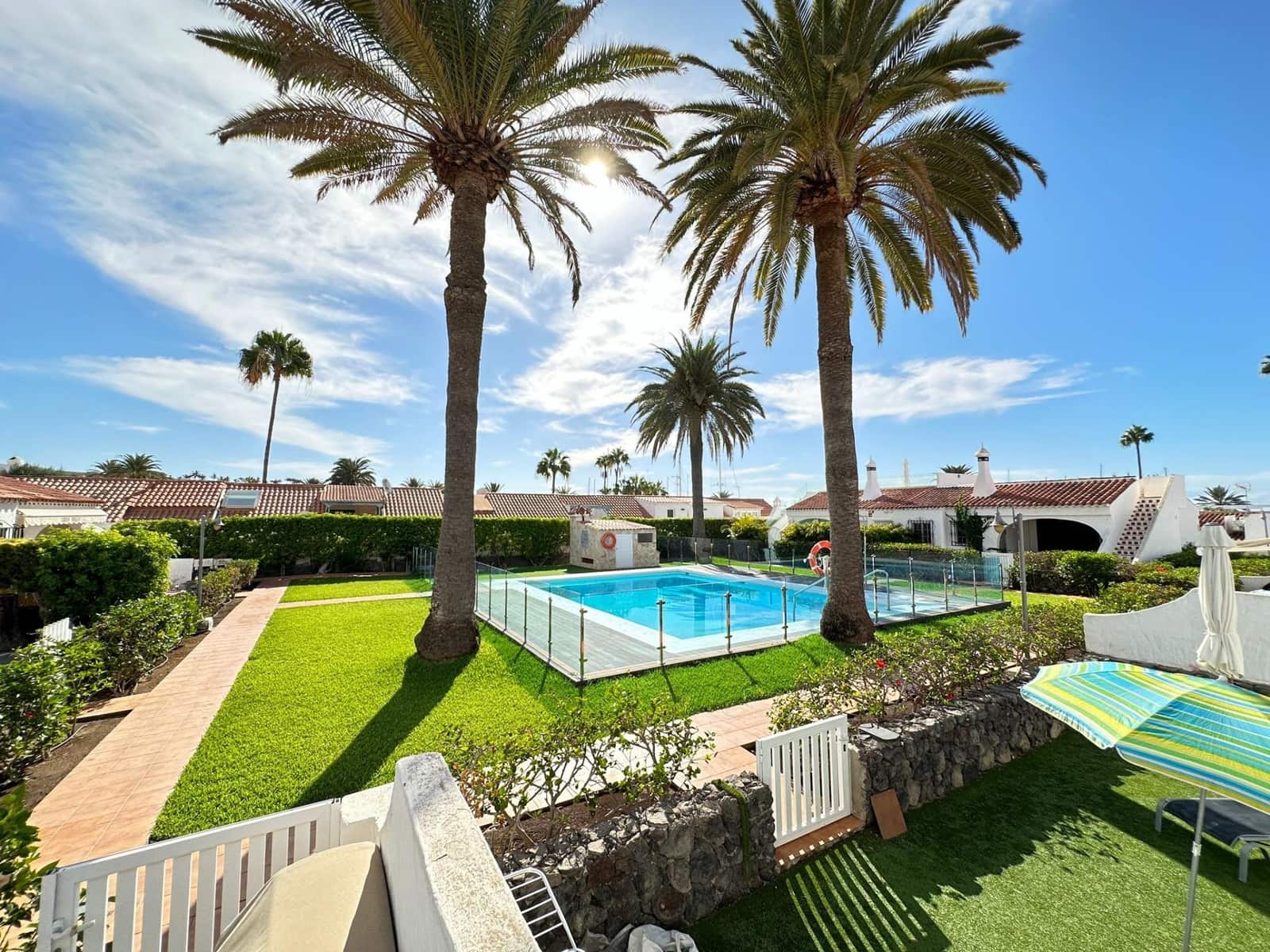 2 bedroom Bungalow for rent in San Bartolome de Tirajana with pool - € 1,700 (Ref: 7816766)