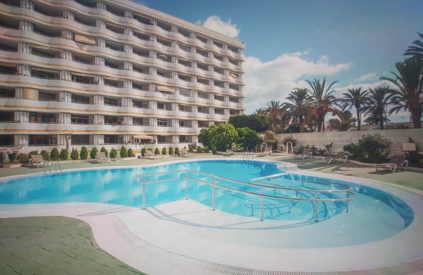 1 soveværelse Lejlighed til leje i Playa del Ingles med swimmingpool - € 1.200 (Ref: 8094328)