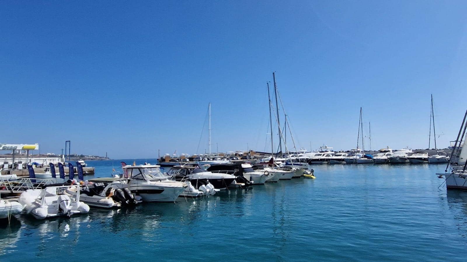 4 soveværelse Rækkehus til leje i San Bartolome de Tirajana - € 4.950 (Ref: 8102616)