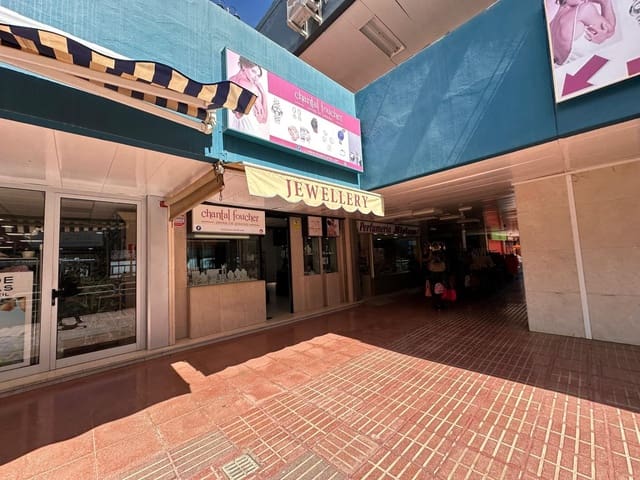 Commercial for sale in San Agustín, San Bartolomé de Tirajana - € 60,000 (Ref: 8142736)