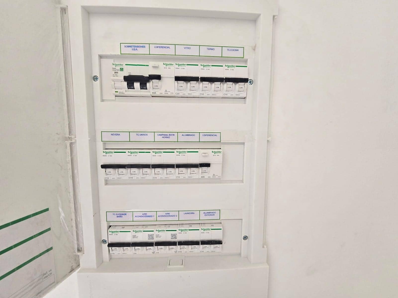 2 chambre Villa/Maison Mitoyenne à vendre à Campo Internacional avec piscine - 330 000 € (Ref: 8344950)