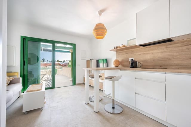 2 slaapkamer Rijtjeshuis te koop in Campo Internacional, San Bartolomé de Tirajana met zwembad - € 330.000 (Ref: 8344950)