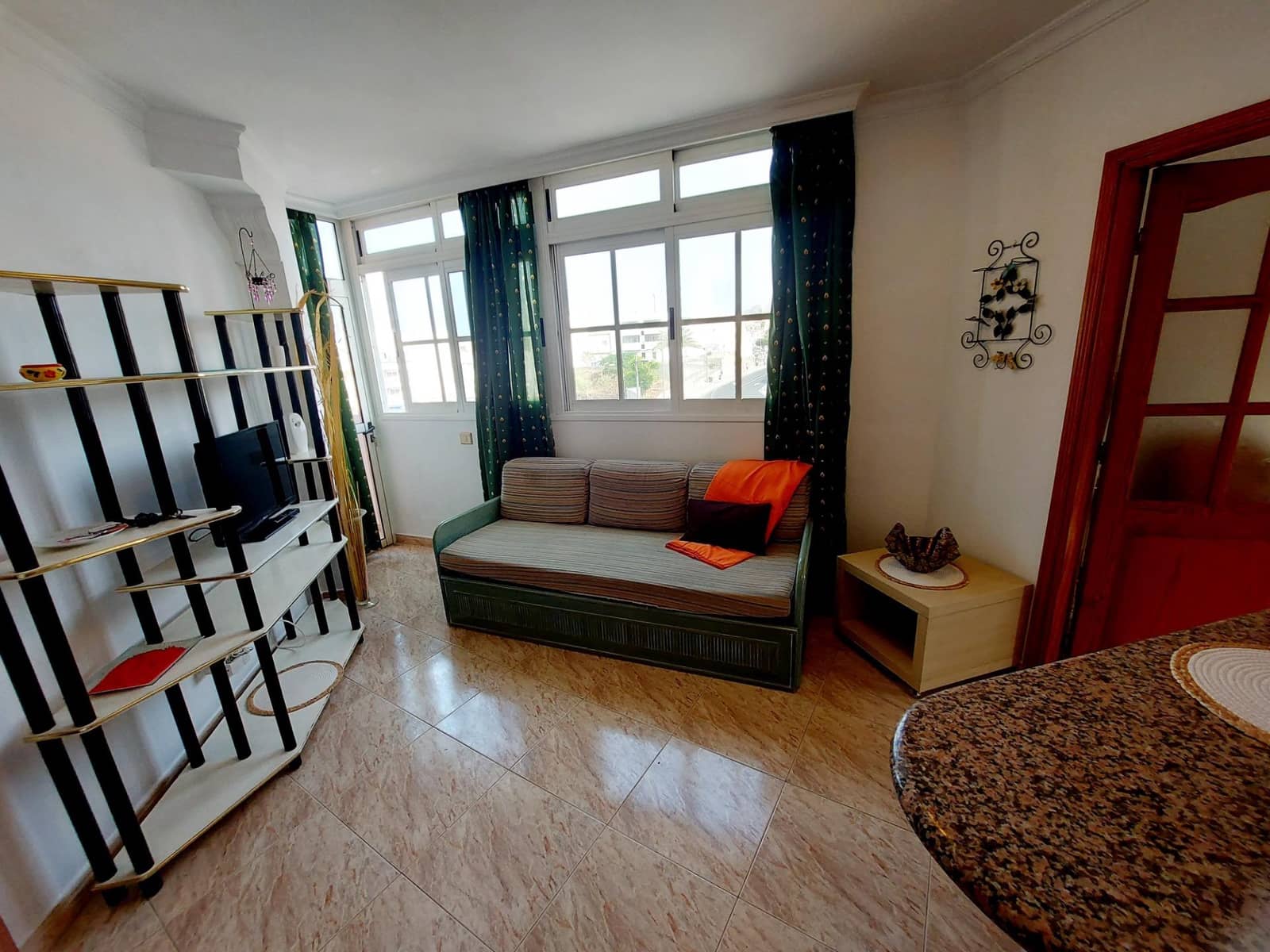 1 slaapkamer Appartement te huur in Arguineguin - € 850 (Ref: 8488865)