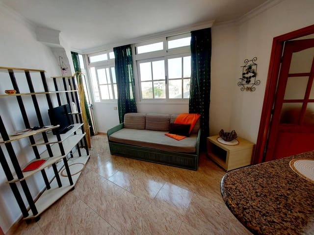 1 slaapkamer Appartement te huur in Arguineguín, Mogán - € 850 (Ref: 8488865)