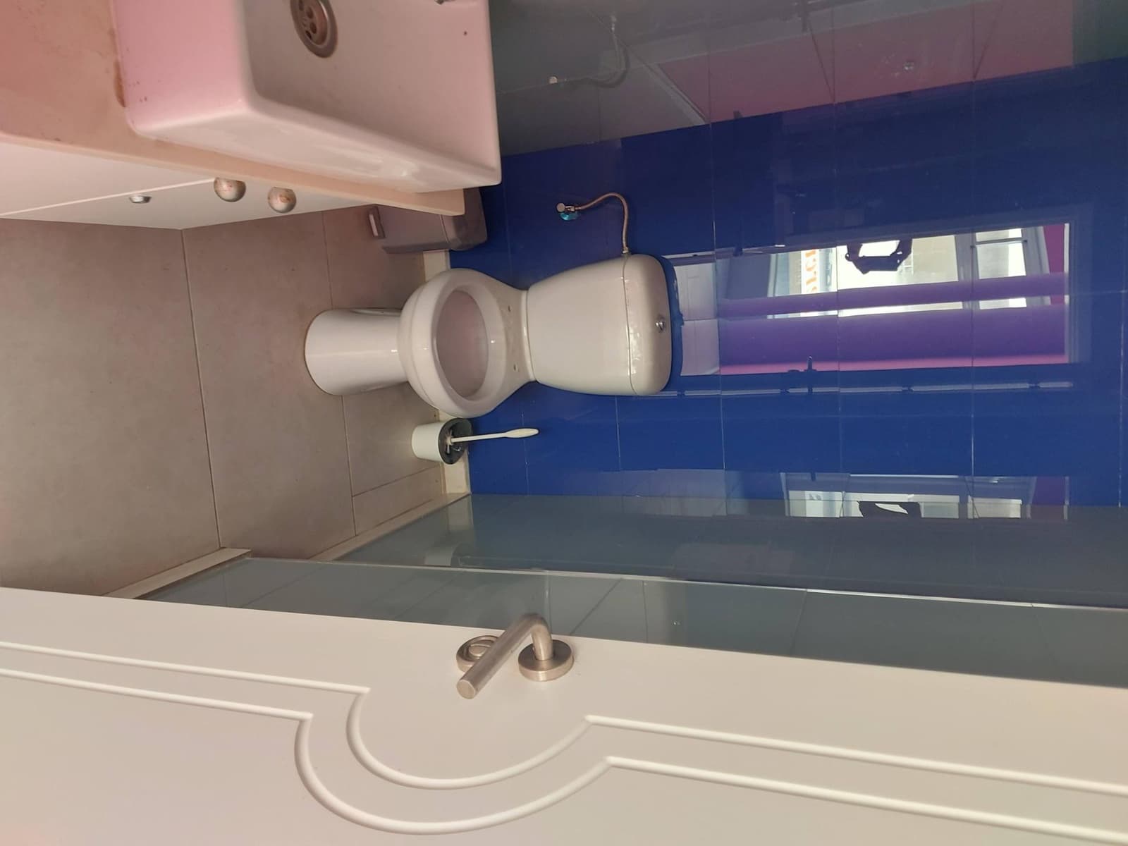 Kaupallinen vuokrattavana paikassa Mogan - 3 400 € (Ref: 8493667)