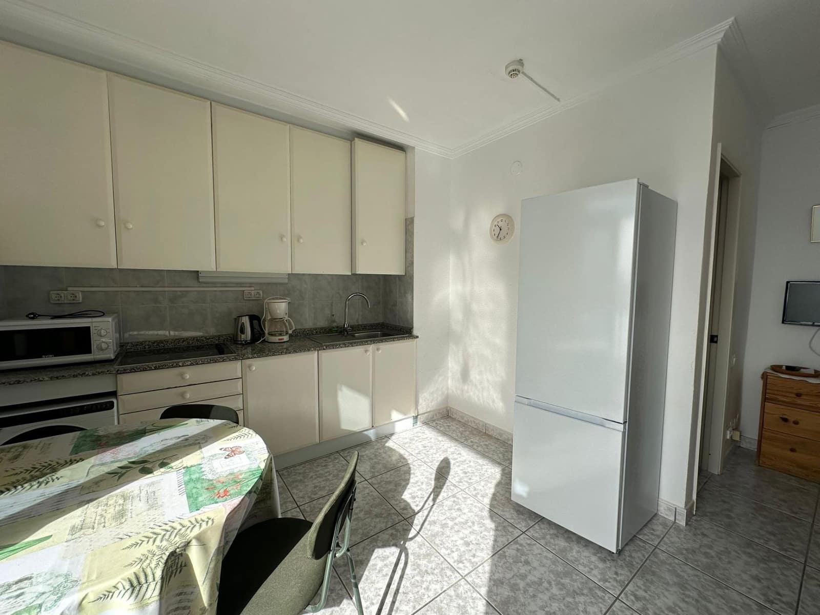 Appartement de 1 chambre à louer à Playa del Ingles avec piscine - 950 € (Ref: 8714815)