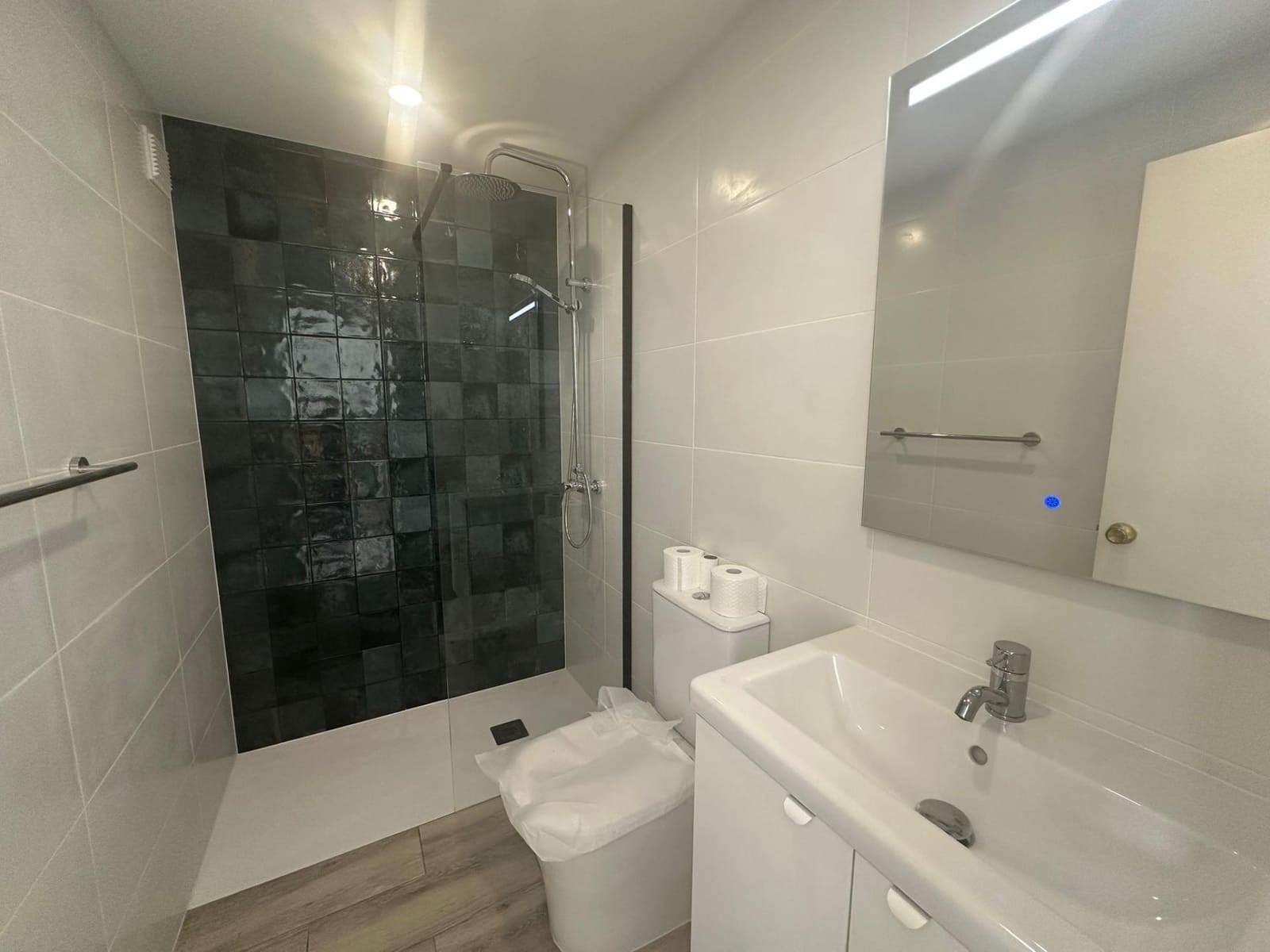 Appartement de 1 chambre à louer à Playa del Ingles avec piscine - 950 € (Ref: 8714815)