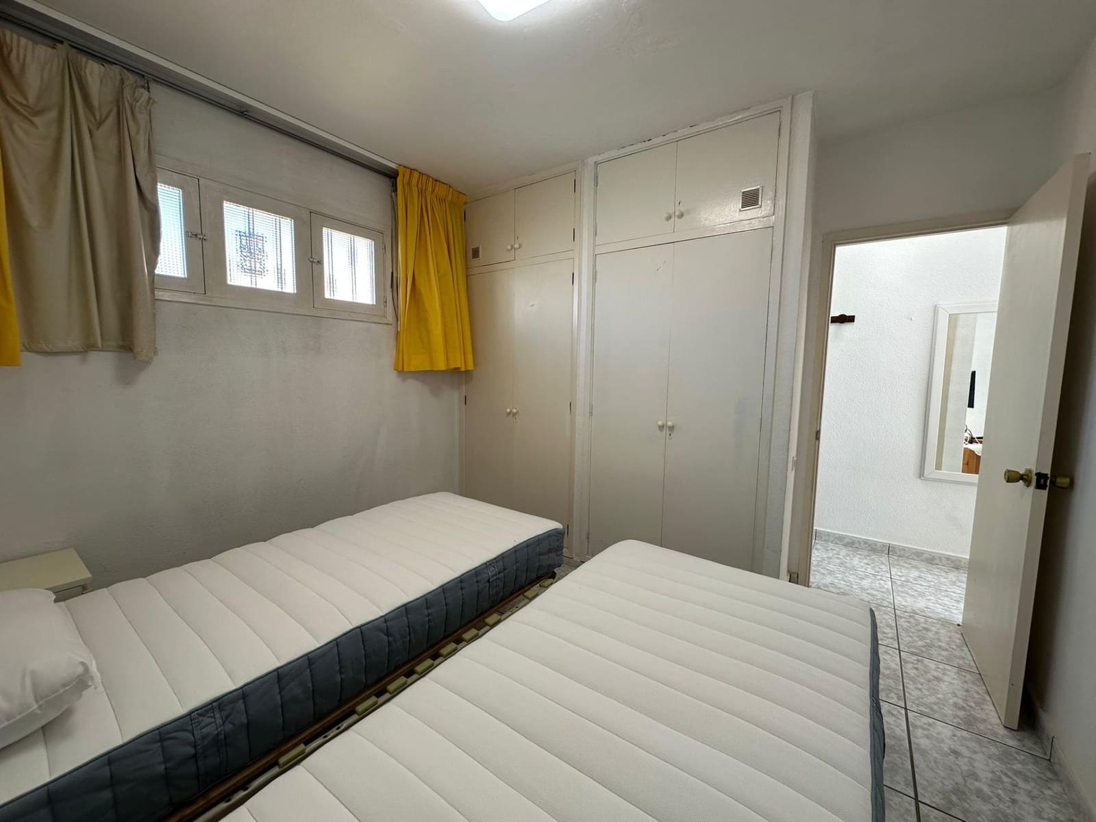 Appartement de 1 chambre à louer à Playa del Ingles avec piscine - 950 € (Ref: 8714815)