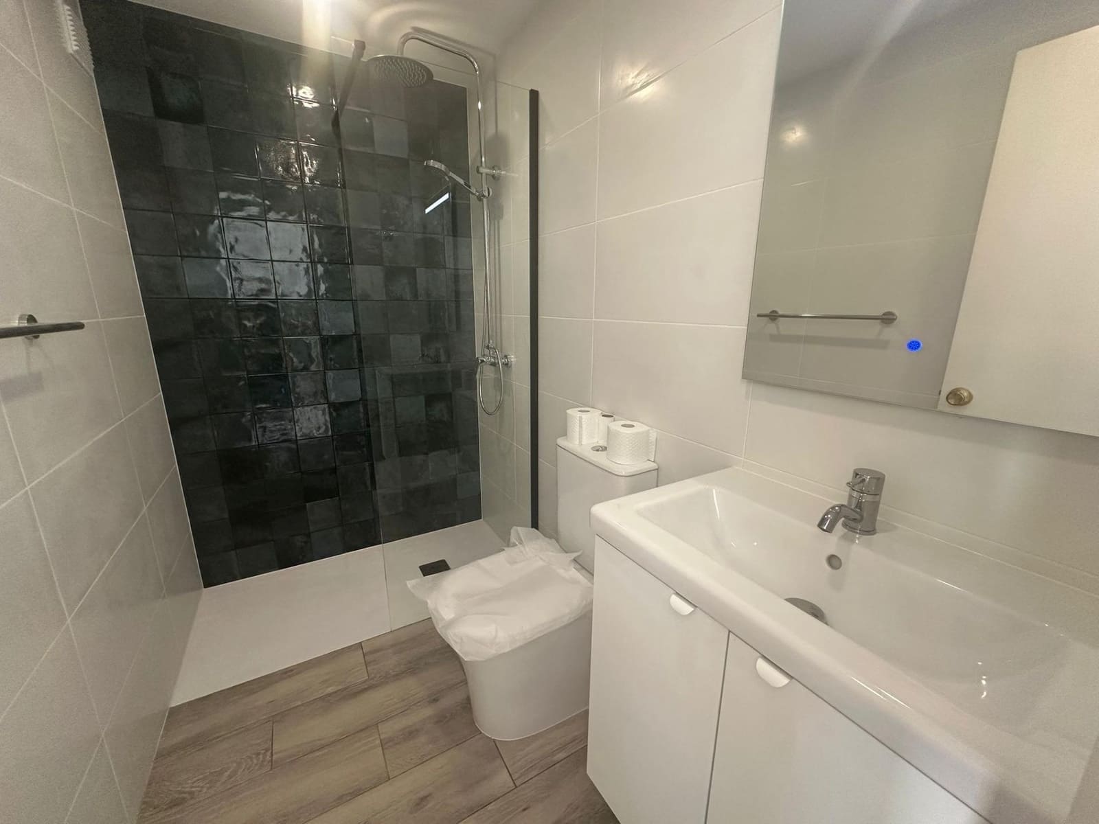 Appartement de 1 chambre à louer à Playa del Ingles avec piscine - 950 € (Ref: 8714815)