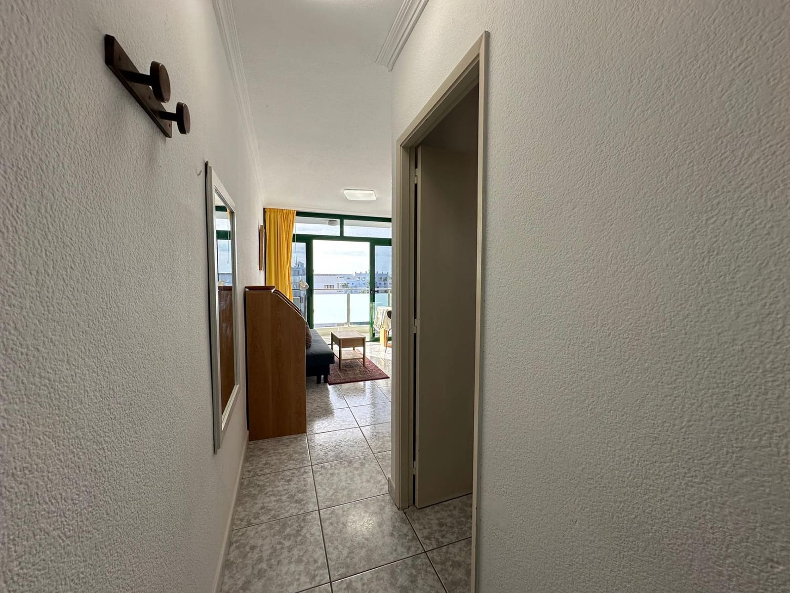 Appartement de 1 chambre à louer à Playa del Ingles avec piscine - 950 € (Ref: 8714815)