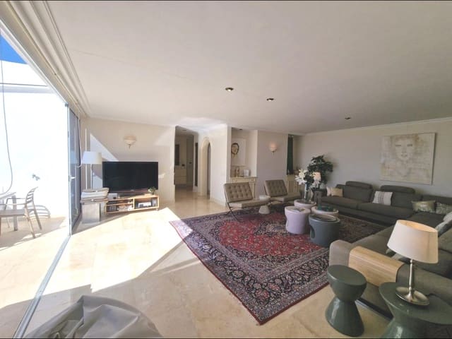 2 makuuhuone Huoneisto myytävänä paikassa Playa del Inglés, San Bartolomé de Tirajana - 780 000 € (Ref: 8737905)