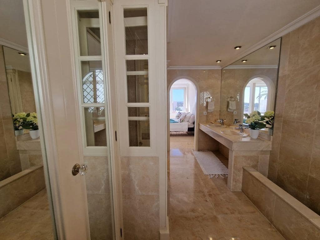 2 makuuhuone Huoneisto myytävänä paikassa Playa del Ingles - 780 000 € (Ref: 8737905)