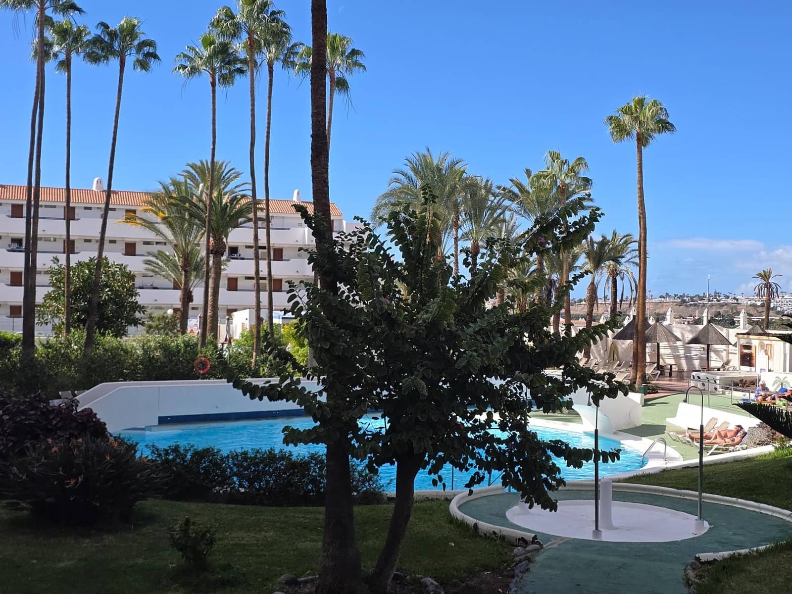 1 Zimmer Apartment zu vermieten in Playa del Ingles mit Pool - 1.000 € (Ref: 8773540)