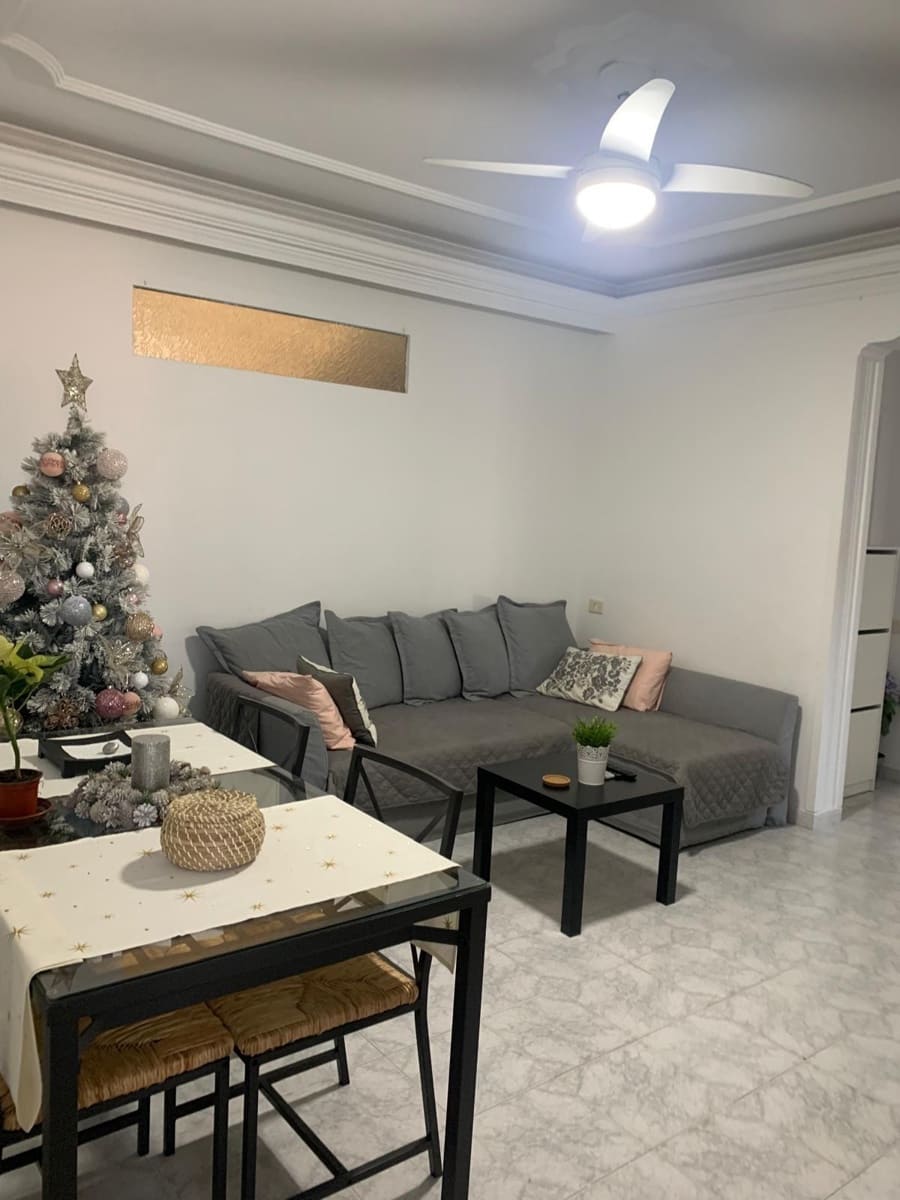 6 makuuhuone Omakotitalo myytävänä paikassa Santa Lucia de Tirajana - 375 000 € (Ref: 8946864)