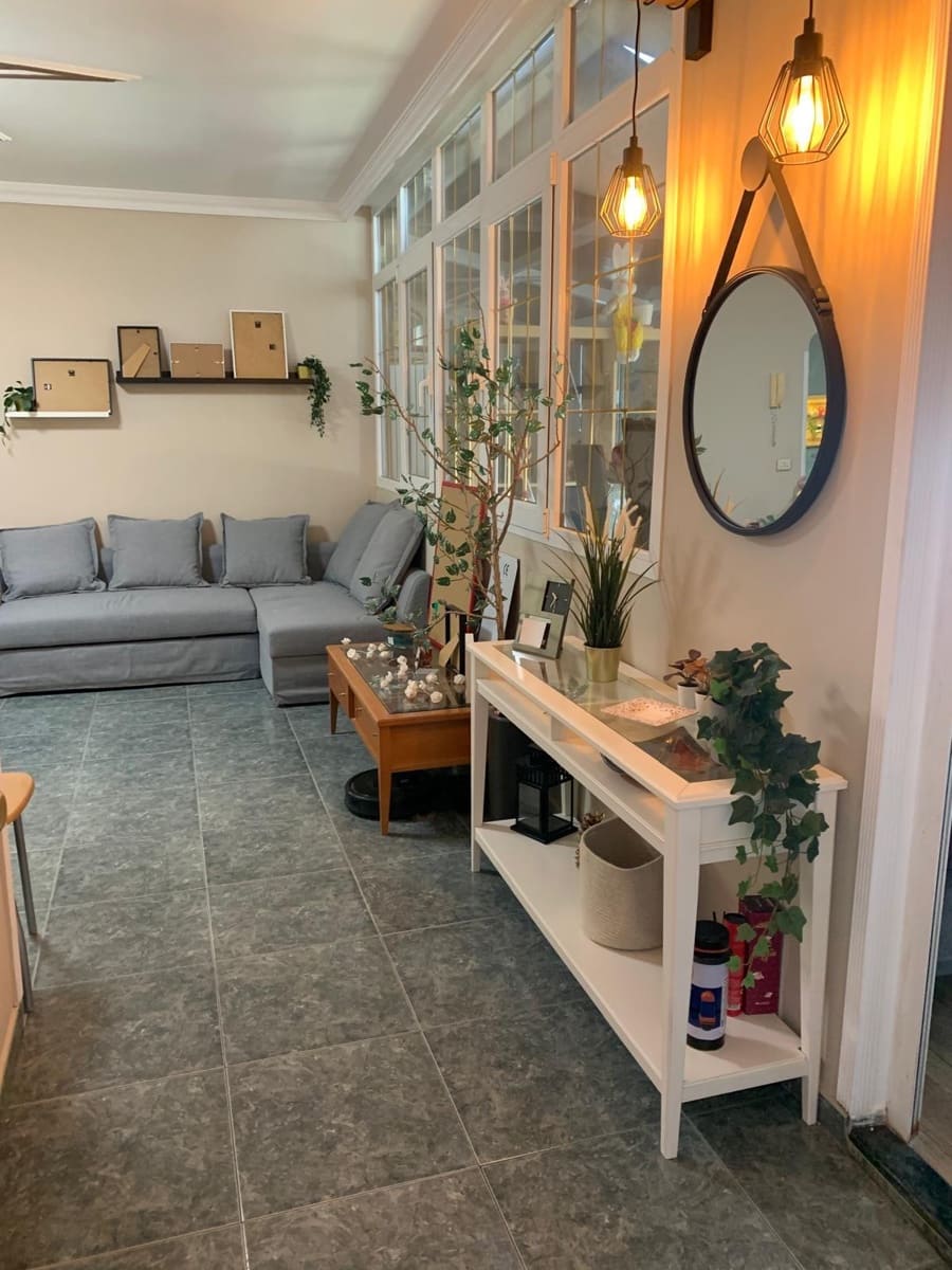 6 makuuhuone Omakotitalo myytävänä paikassa Santa Lucia de Tirajana - 375 000 € (Ref: 8946864)