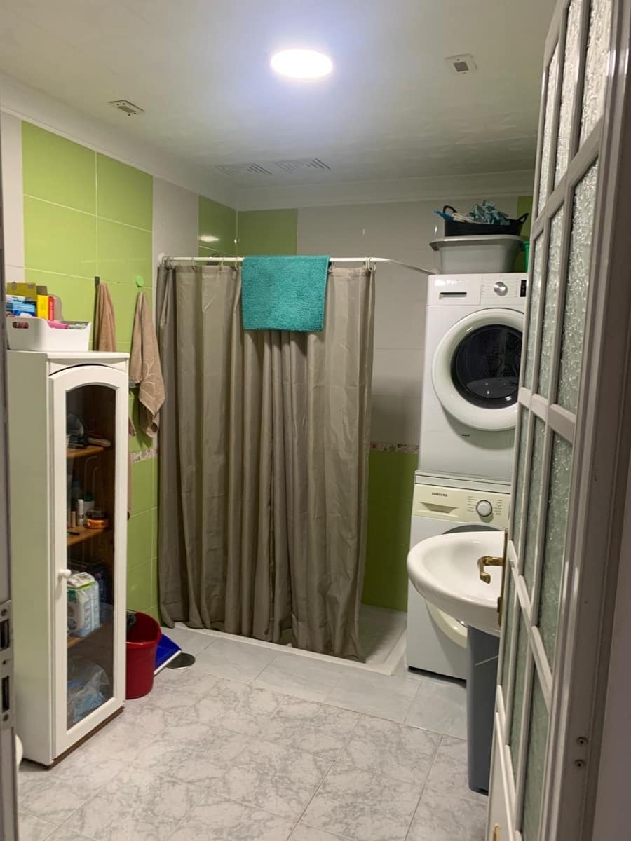 6 makuuhuone Omakotitalo myytävänä paikassa Santa Lucia de Tirajana - 375 000 € (Ref: 8946864)