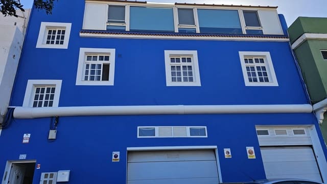 6 soveværelse Byhus til salg i Santa Lucía de Tirajana - € 375.000 (Ref: 8946864)